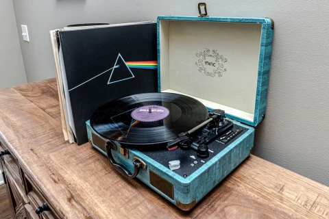 Gramofon z sieciówki - warto?