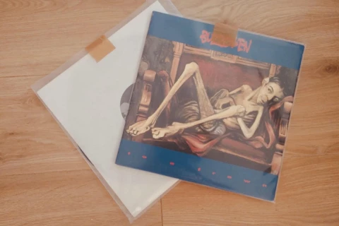 Pakowanie płyt winylowych