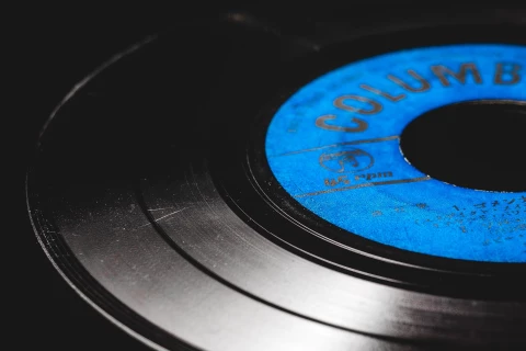 Rysa na płycie winylowej? Nic straconego!