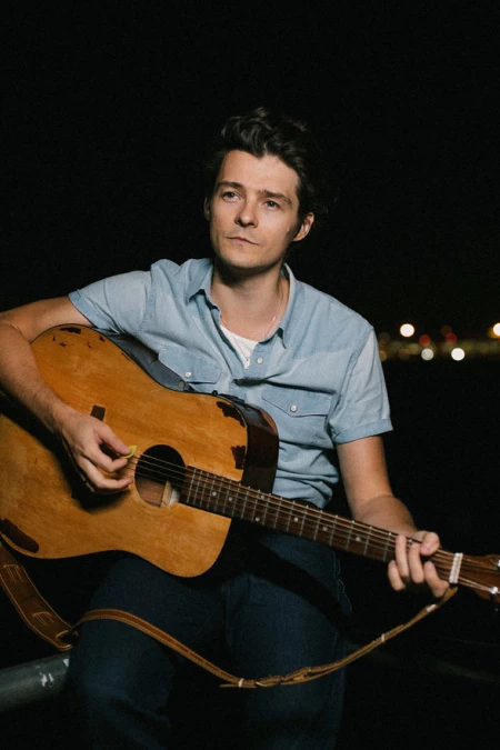 Tomek Ziętek: Traktuję albumy jako zamknięte dzieła - aktor, muzyk