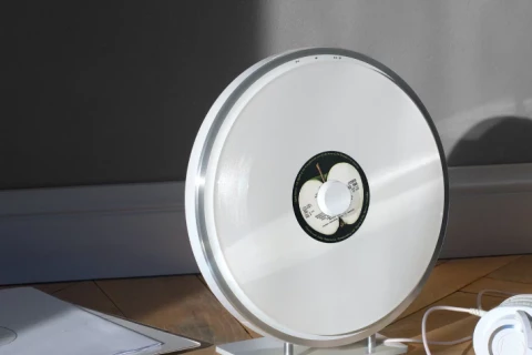 White Wheel - limitowana edycja gramofonu Miniot